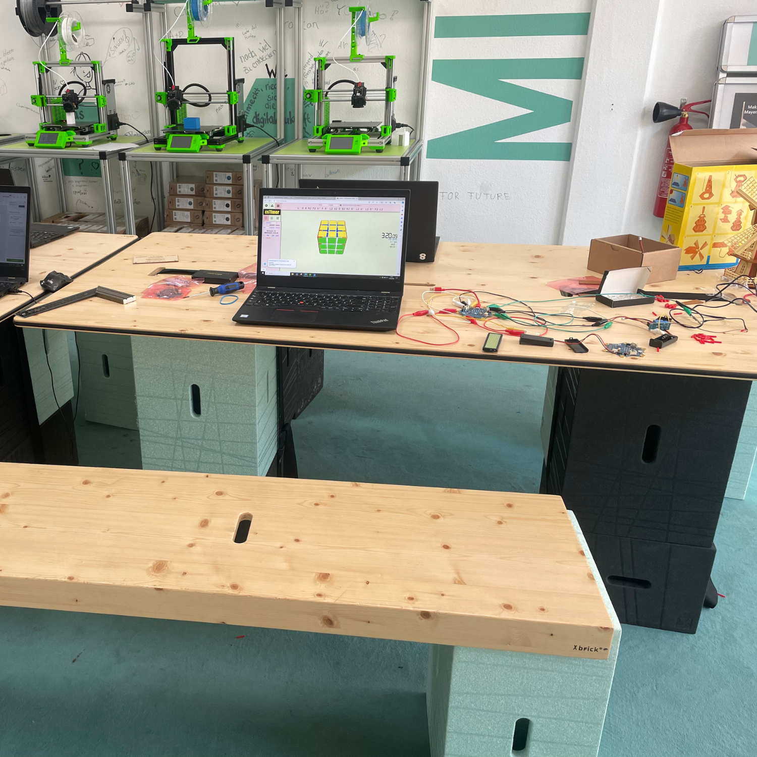 Set X-table "team" – Maker Space Workspace