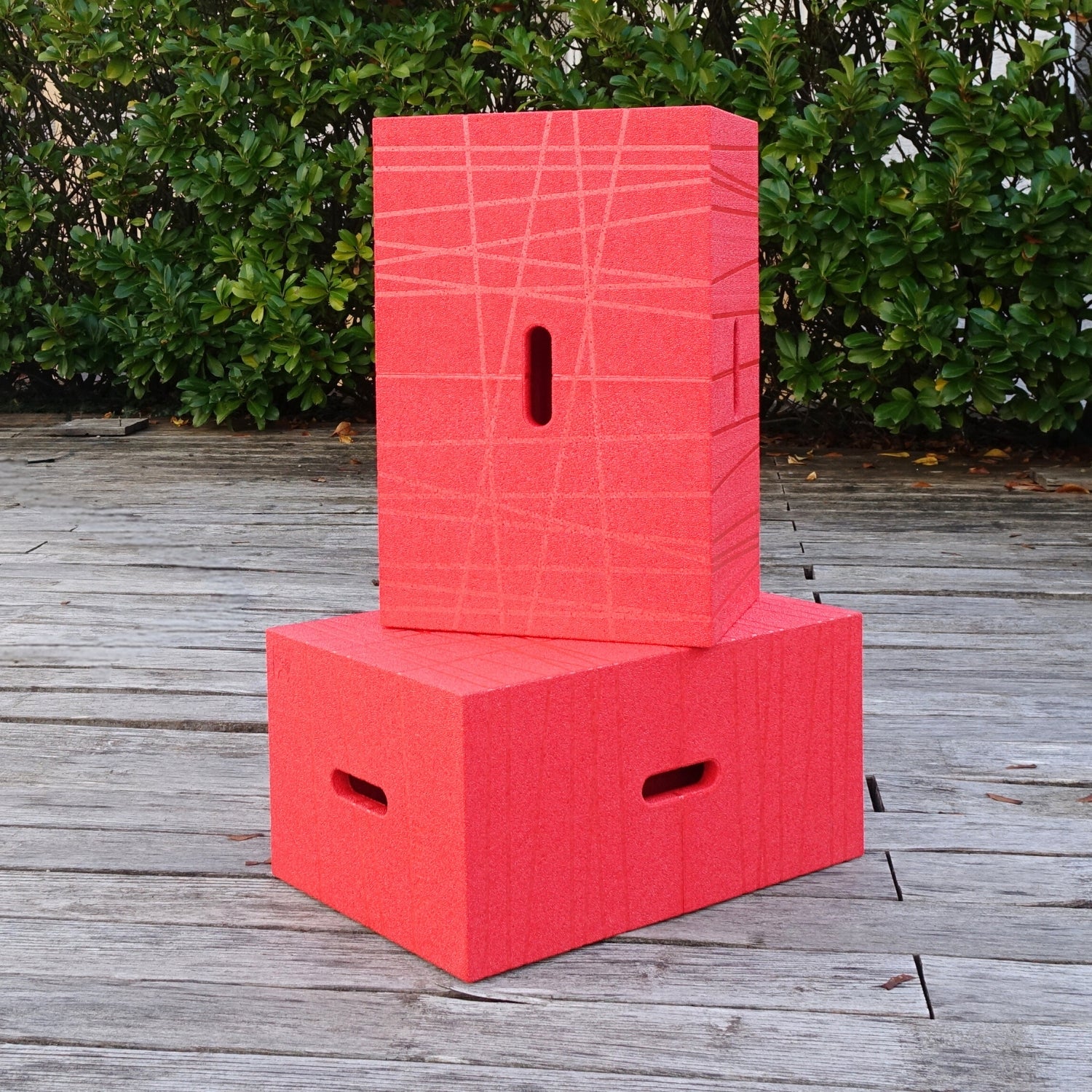 Multifunctional furniture - Xbrick® red