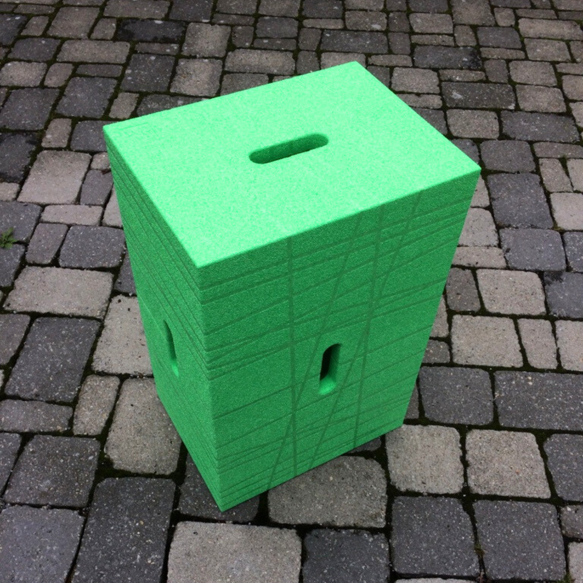 Xbrick® multifunctional stool in green | Modular, stackable & mobile